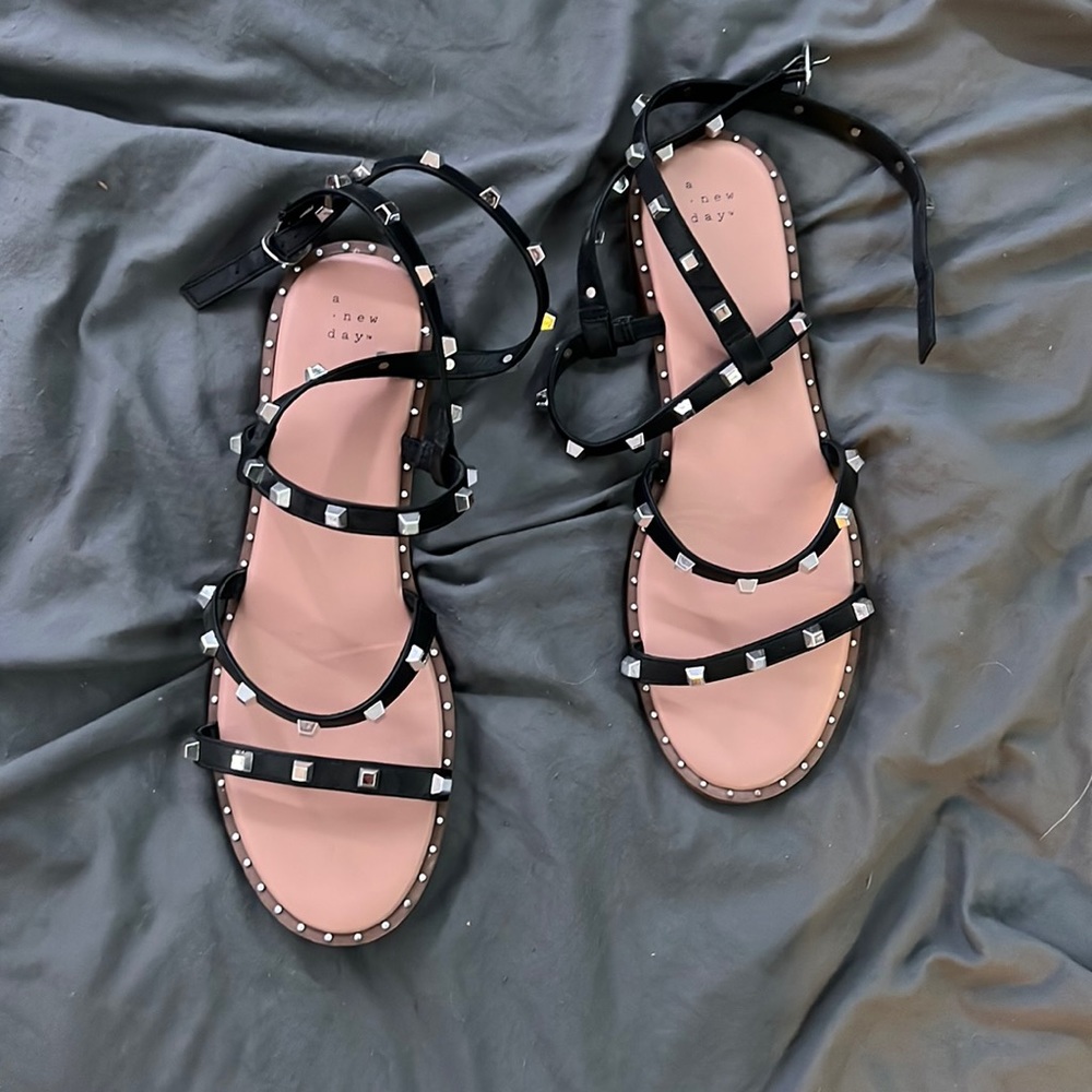 size 11 strappy black sandals with stud details